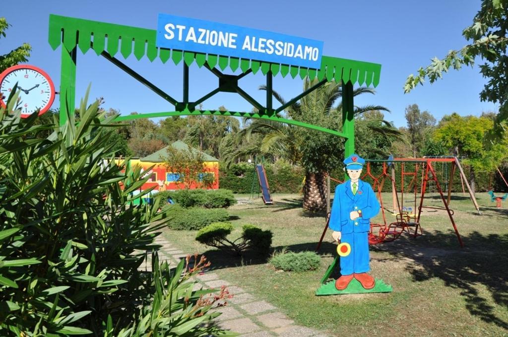 Alessidamo Club Metaponto Ξενοδοχείο Εξωτερικό φωτογραφία